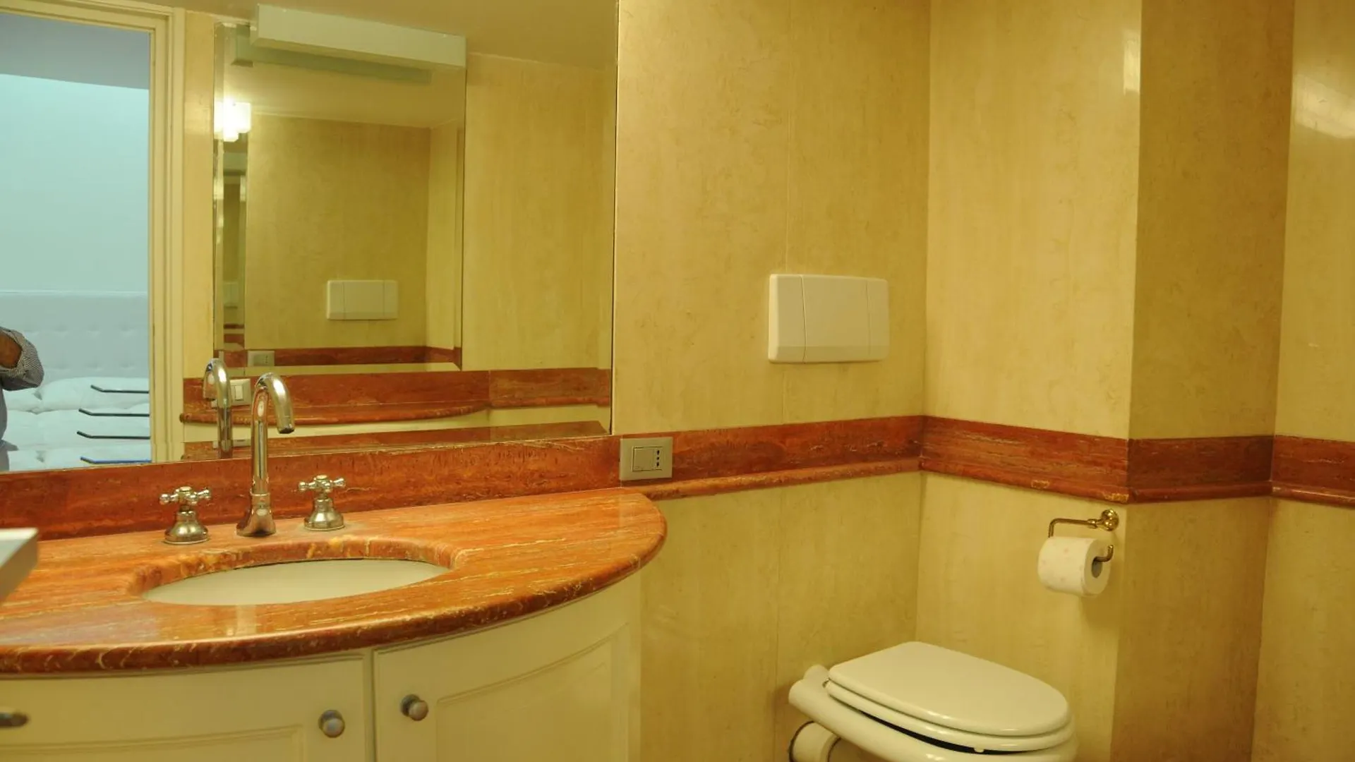 Apartment Ferienwohnung White Style Gambero Rom Italien