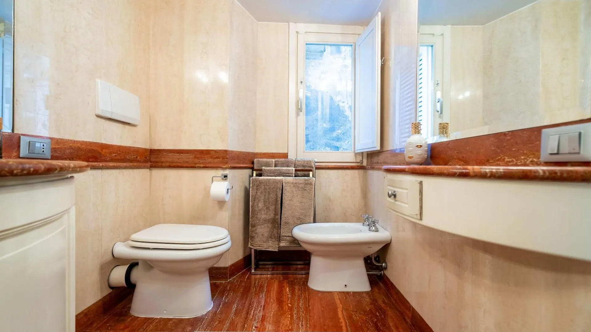 Appartamento White Style Gambero Roma 0*,  Italia