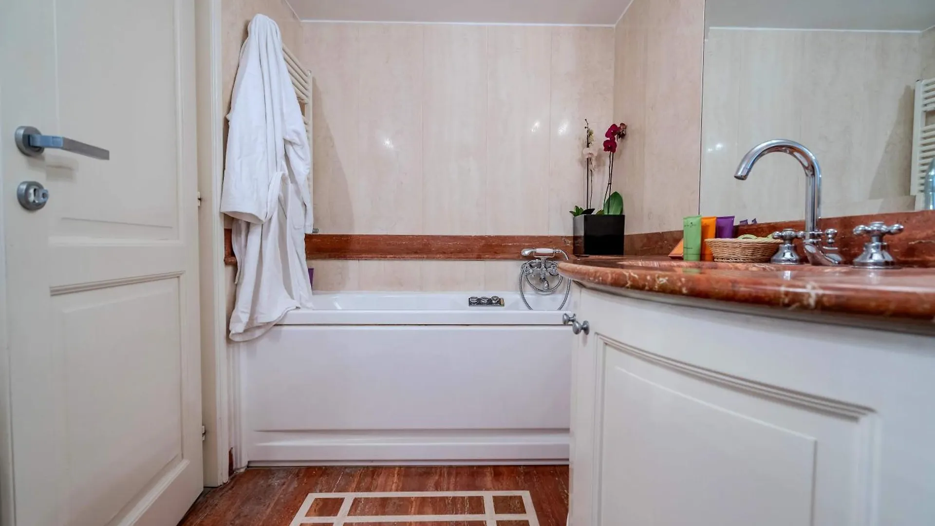 Appartamento White Style Gambero Roma 0*,